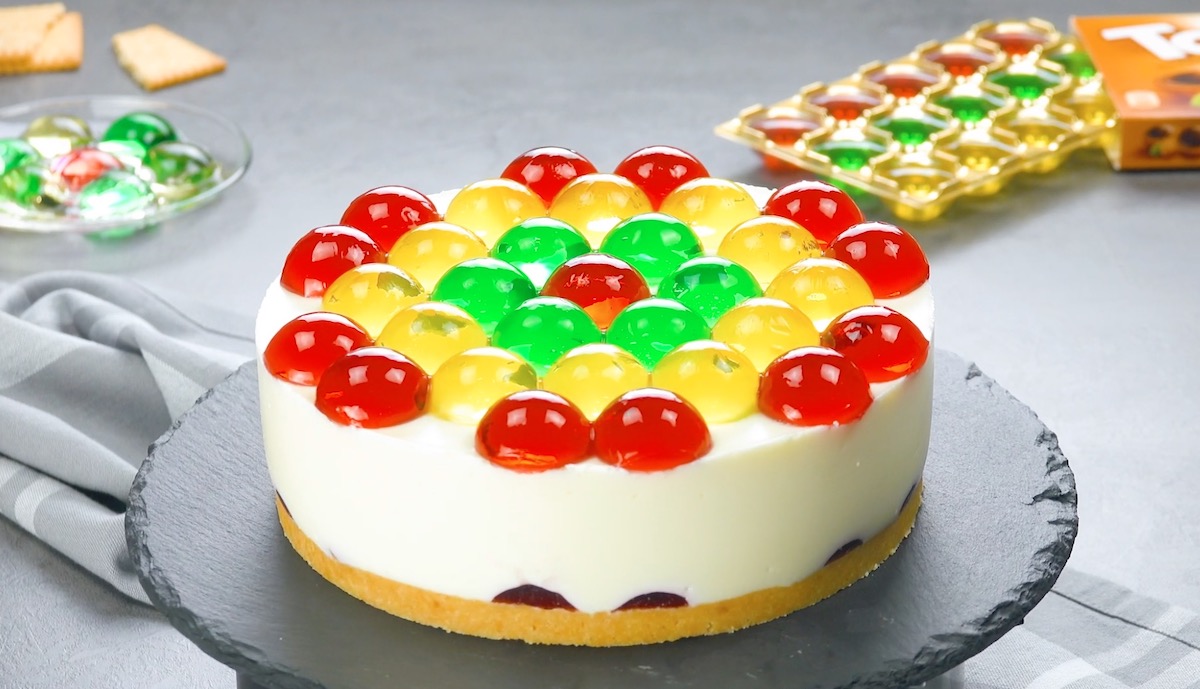 FrischkÃ¤setorte mit Wackelpudding