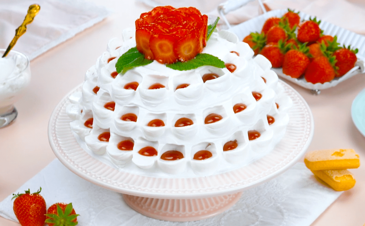 Erdbeerkuchen mit LÃ¶ffelbiskuit und Mascarponecreme