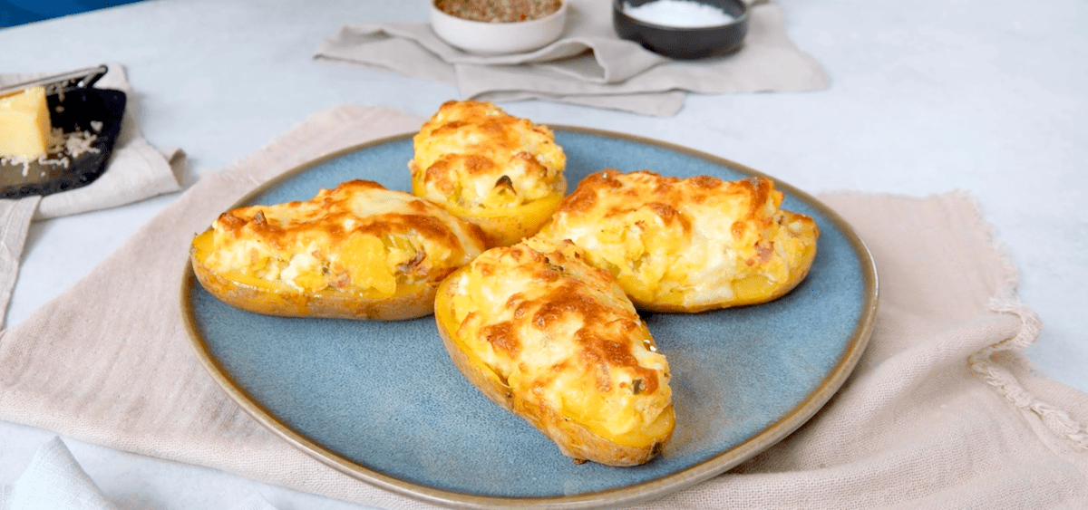 Würzig gefüllte Ofenkartoffeln - Leckerschmecker