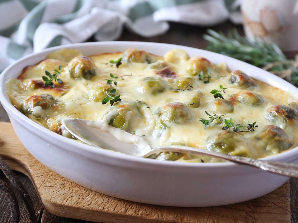 Rosenkohlauflauf mit Kartoffeln und MÃ¶hren: Den kÃ¶nnten wir jede Woche essen