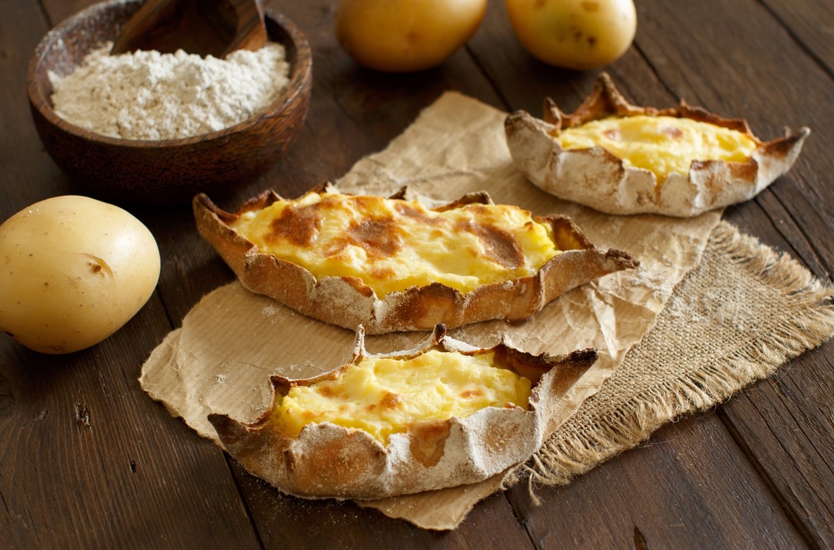 Karelische Piroggen mit KartoffelfÃ¼llung.