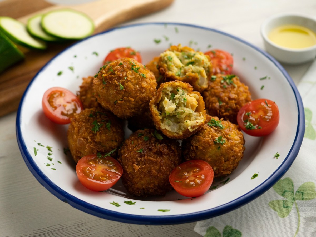 Knusprige Leckerbissen: So machst du vegane Kichererbsen-Kroketten